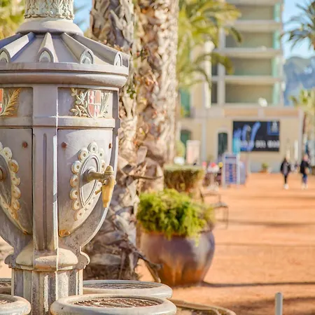 Apartment Elegant Apartment With Terrace, Cleaning Included Lloret de Mar
