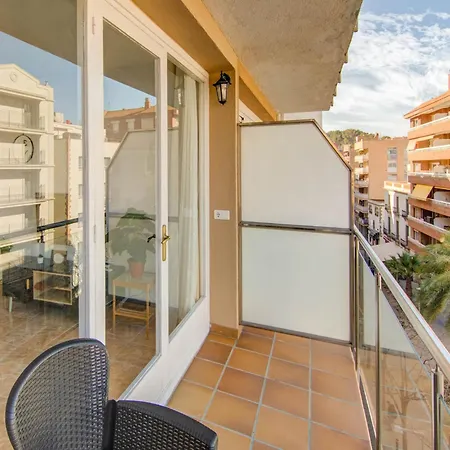 Apartment Elegant Apartment With Terrace, Cleaning Included Lloret de Mar